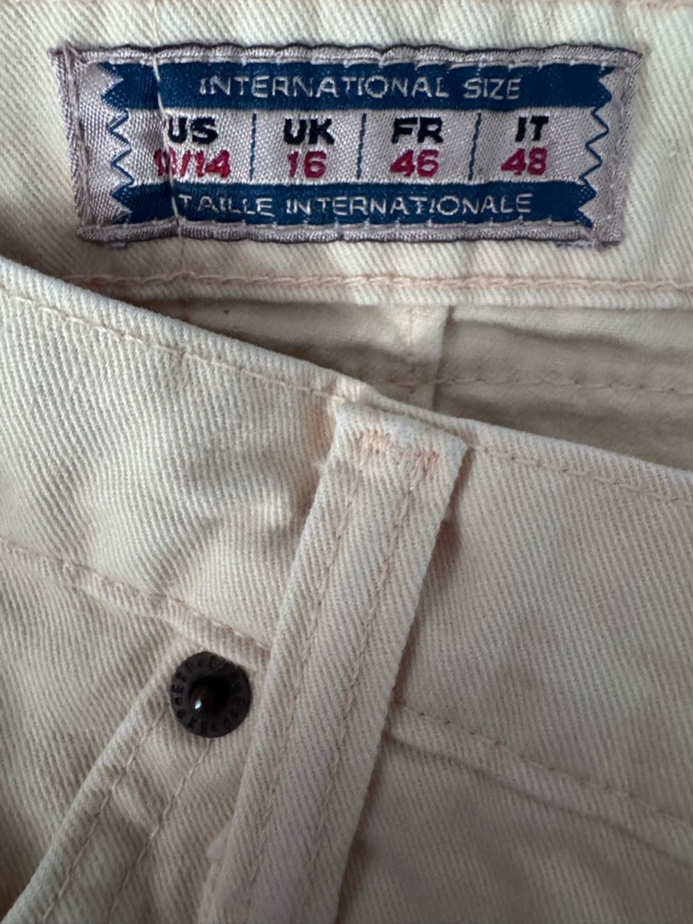 Vintage Express Butter Yellow High-Rise Tapered Leg Jeans - Picture 2 of 6